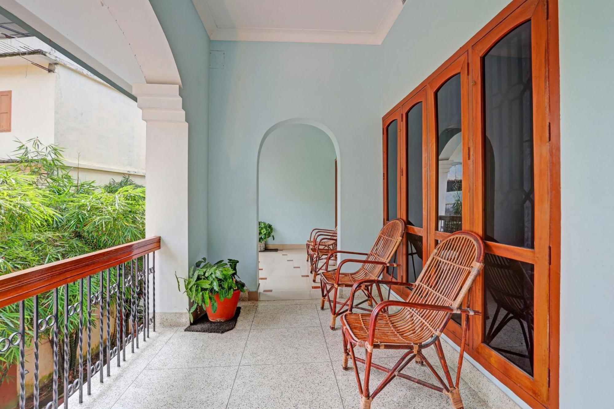 Flagship Hotel Adara Residency Thiruvananthapuram Exterior foto